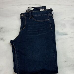 Jessica Simpson Kiss me super skinny-Dark Wash Women's Jeans - size 29